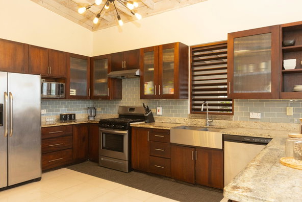 Nineteenth image of 4 Montclair Drive in Kingston 6, St. Andrew, Jamaica - property is For Sale