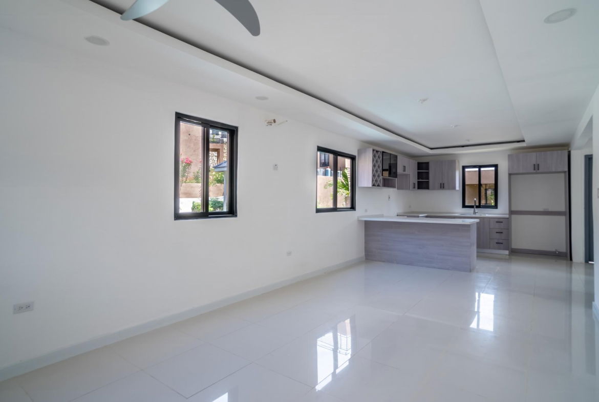 Second image of 27- Ocho Rios Country Club in Ocho Rios, St. Ann, Jamaica - property is For Sale