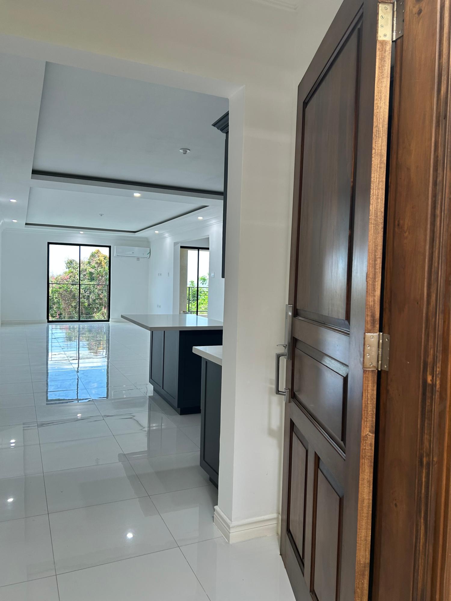 Luxury-Penthouse-Apartment-for-Sale-in-Kingston-St.-Andrew-Stunning-Harbour-Views Second image of 12-31 Rochester Avenue in Kingston 8, St. Andrew, Jamaica - property is For Sale