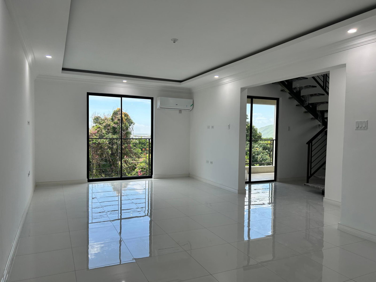 Luxury-Penthouse-Apartment-for-Sale-in-Kingston-St.-Andrew-Stunning-Harbour-Views Eleventh image of 12-31 Rochester Avenue in Kingston 8, St. Andrew, Jamaica - property is For Sale