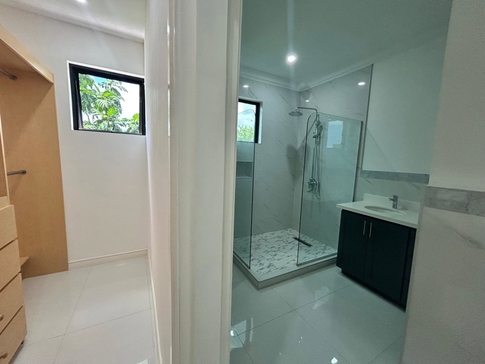 Luxury-Penthouse-Apartment-for-Sale-in-Kingston-St.-Andrew-Stunning-Harbour-Views Seventeenth image of 12-31 Rochester Avenue in Kingston 8, St. Andrew, Jamaica - property is For Sale