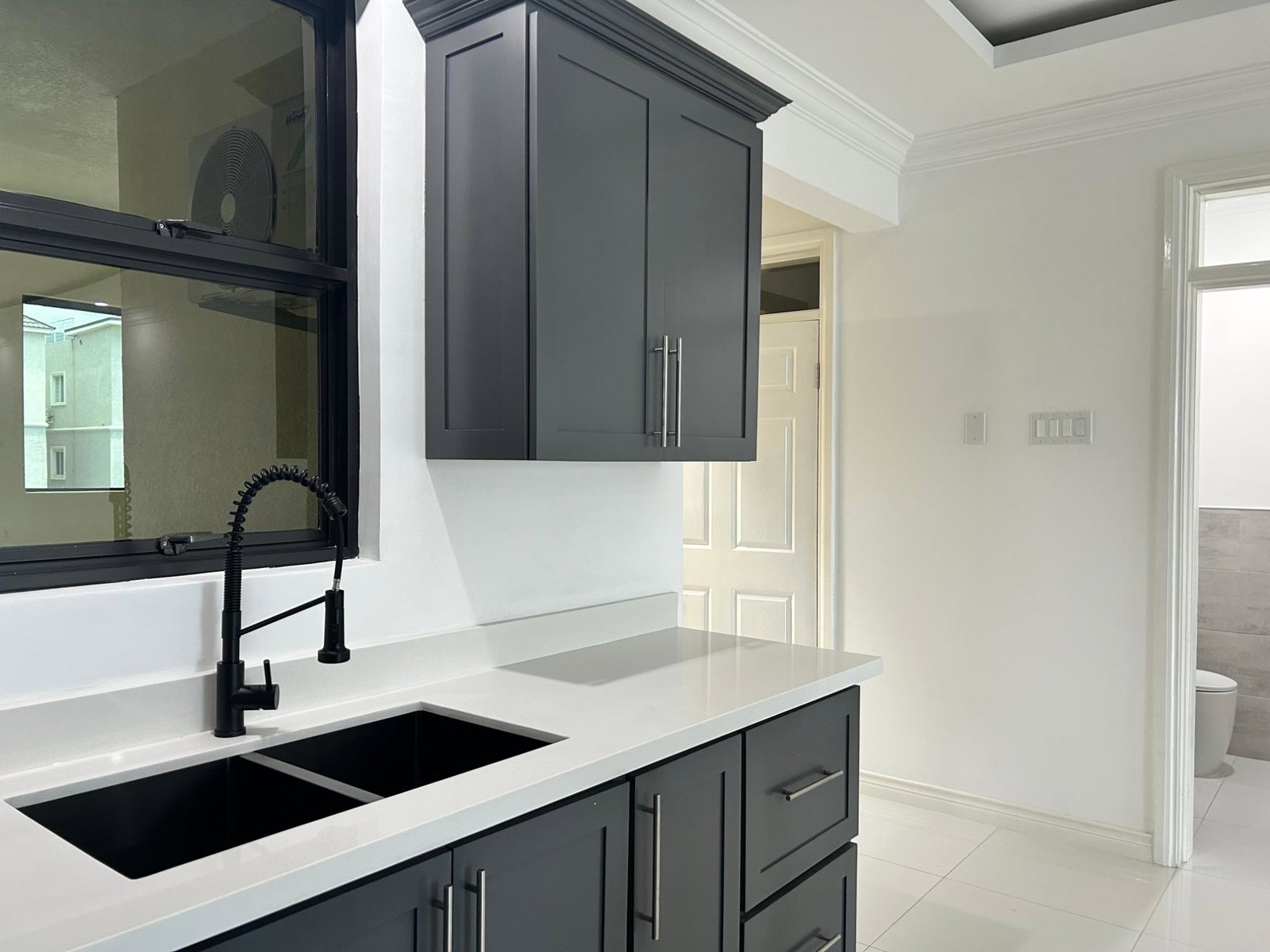 Luxury-Penthouse-Apartment-for-Sale-in-Kingston-St.-Andrew-Stunning-Harbour-Views Eighth image of 12-31 Rochester Avenue in Kingston 8, St. Andrew, Jamaica - property is For Sale