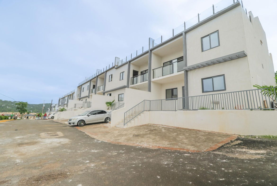 Second image of 76 Ocho Rios Country Club in Ocho Rios, St. Ann, Jamaica - property is For Sale