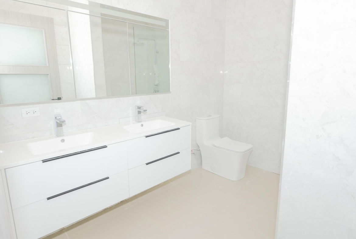 Nineteenth image of 76 Ocho Rios Country Club in Ocho Rios, St. Ann, Jamaica - property is For Sale