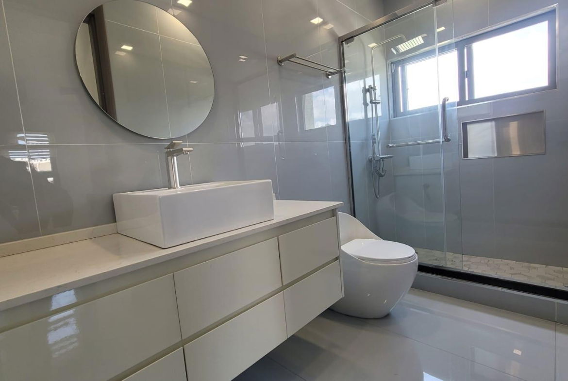 Twenty-Third image of 277- Paradisiac Beach Club, on in Ocho Rios, St. Ann, Jamaica - property is For Sale