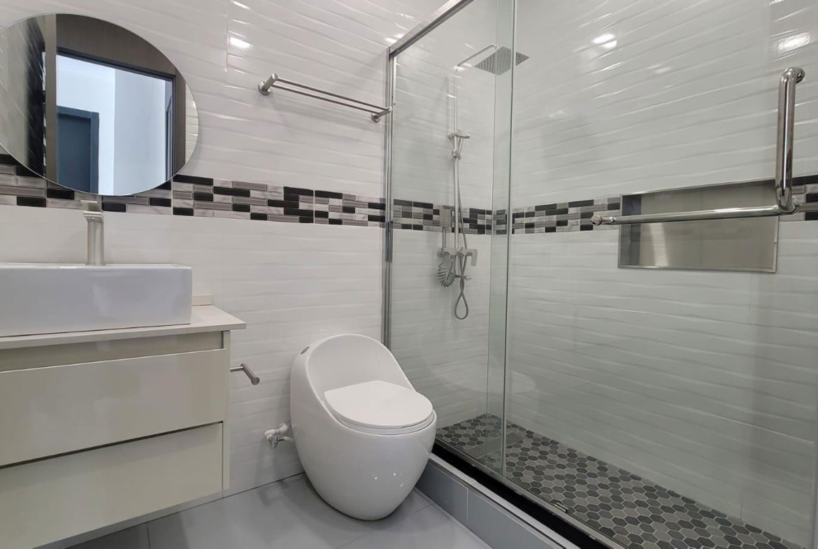 Twenty-Ninth image of 277- Paradisiac Beach Club, on in Ocho Rios, St. Ann, Jamaica - property is For Sale