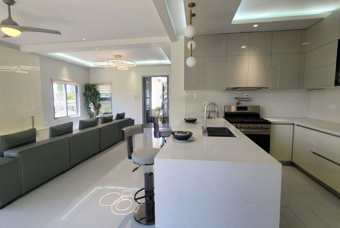 Eighth image of 277- Paradisiac Beach Club, on in Ocho Rios, St. Ann, Jamaica - property is For Sale