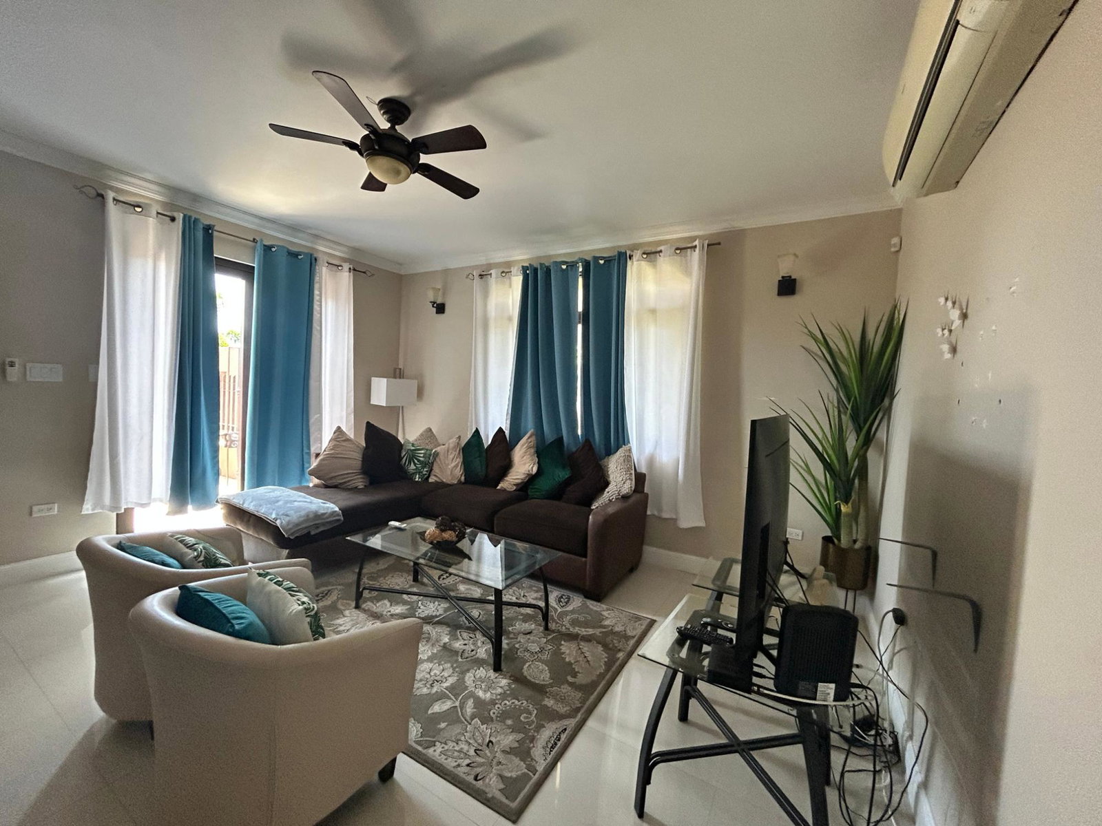Ninth image of 11-1079 Taylor Road in Ironshore, St. James, Jamaica - property is For Sale