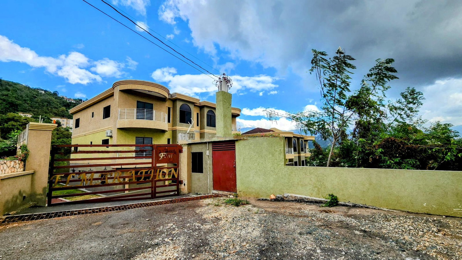 Second image of 3- Mayfair Close in Kingston 19, St. Andrew, Jamaica - property is For Rent