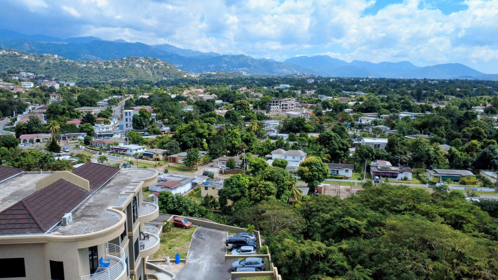 Fourteenth image of 3- Mayfair Close in Kingston 19, St. Andrew, Jamaica - property is For Rent