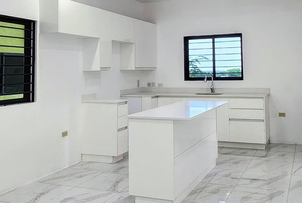 Seventh image of 3- Mayfair Close in Kingston 19, St. Andrew, Jamaica - property is For Rent