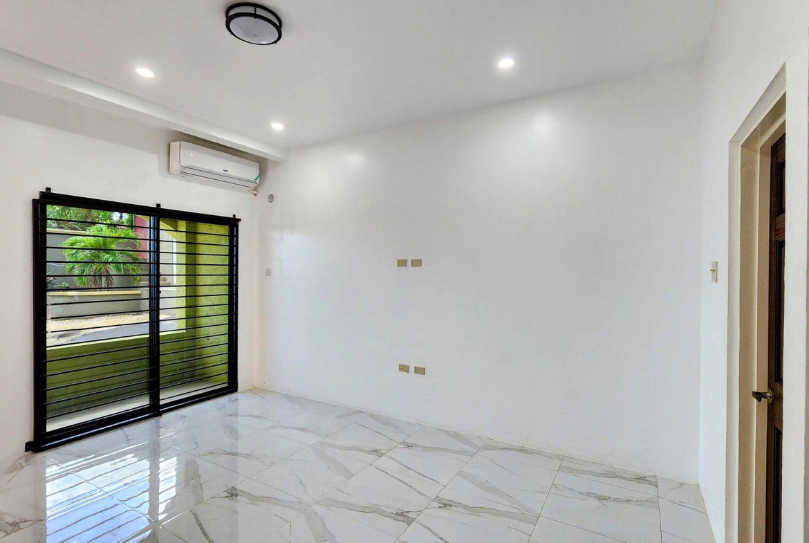 Tenth image of 3- Mayfair Close in Kingston 19, St. Andrew, Jamaica - property is For Rent