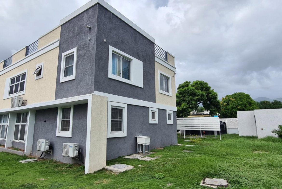 Fifteenth image of 5-2 Spathodia Avenue in Kingston 6, St. Andrew, Jamaica - property is For Rent