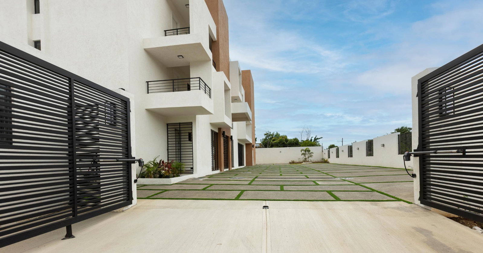 Modern-1-Bedroom-Apartment-for-Rent-in-St.-Andrew-Jamaica-Fully-Furnished-Central-Location Seventeenth image of 2-51 Border Avenue in Kingston 19, St. Andrew, Jamaica - property is For Rent