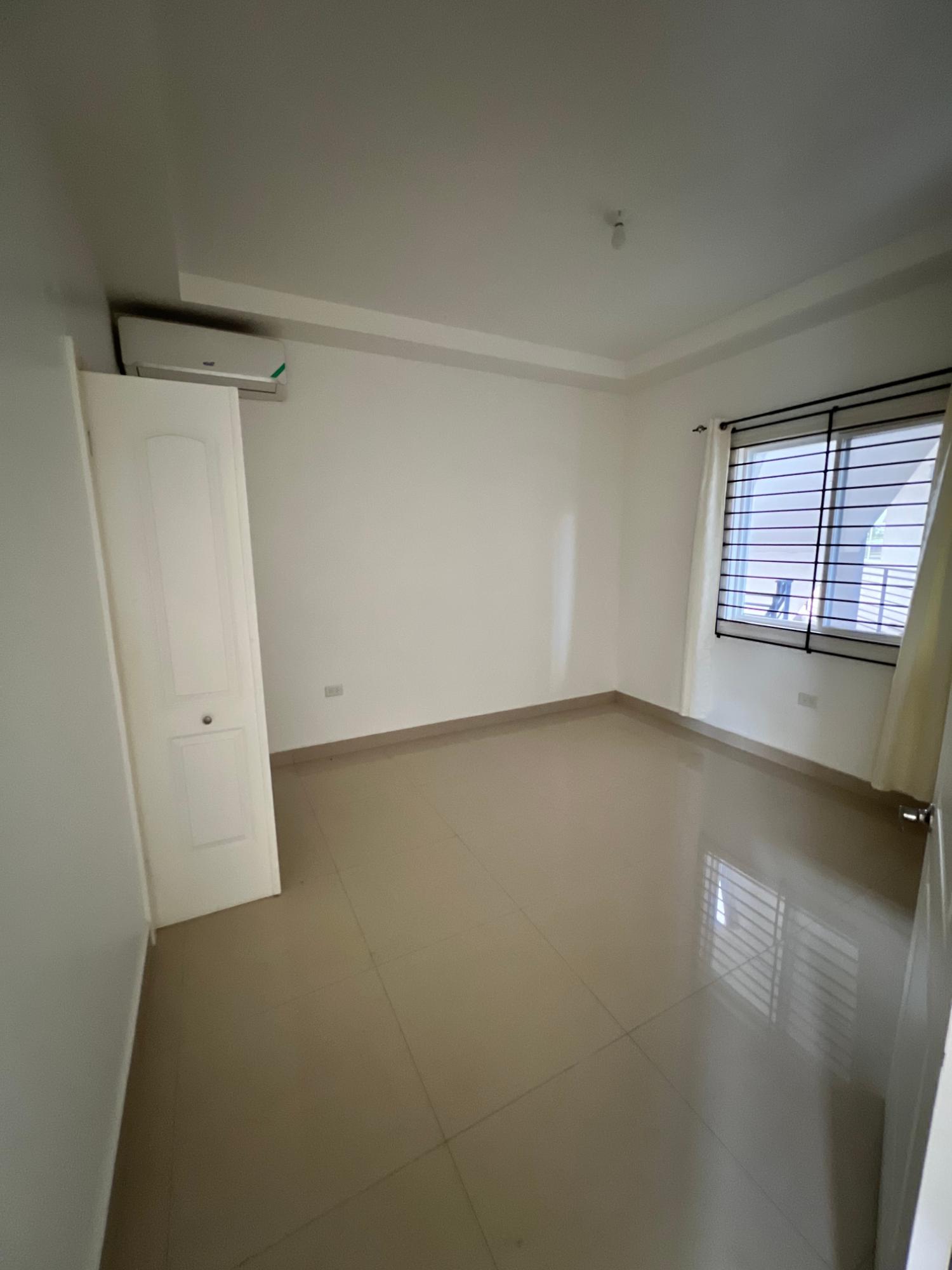 Eighth image of 14-39 University Crescent in Kingston 6, St. Andrew, Jamaica - property is For Rent