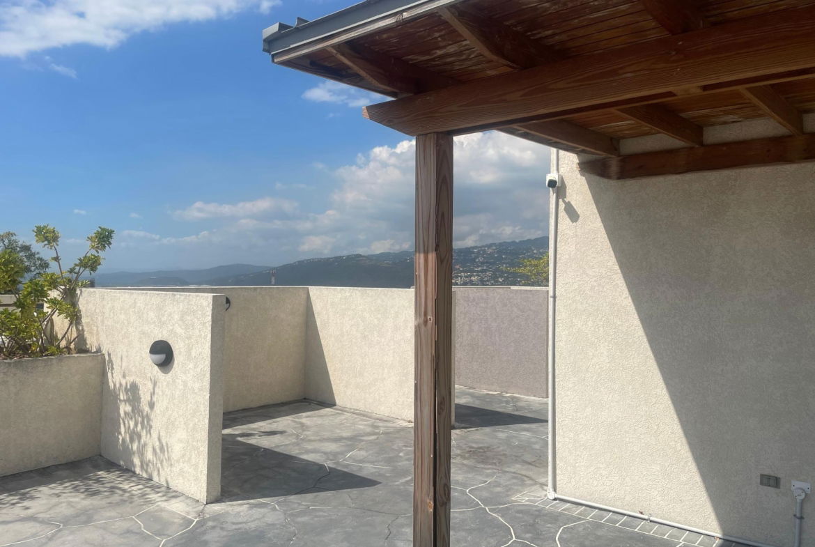 Twentieth image of 10 Surbiton Ave, Kingston 10 in Kingston 10, St. Andrew, Jamaica - property is For Sale