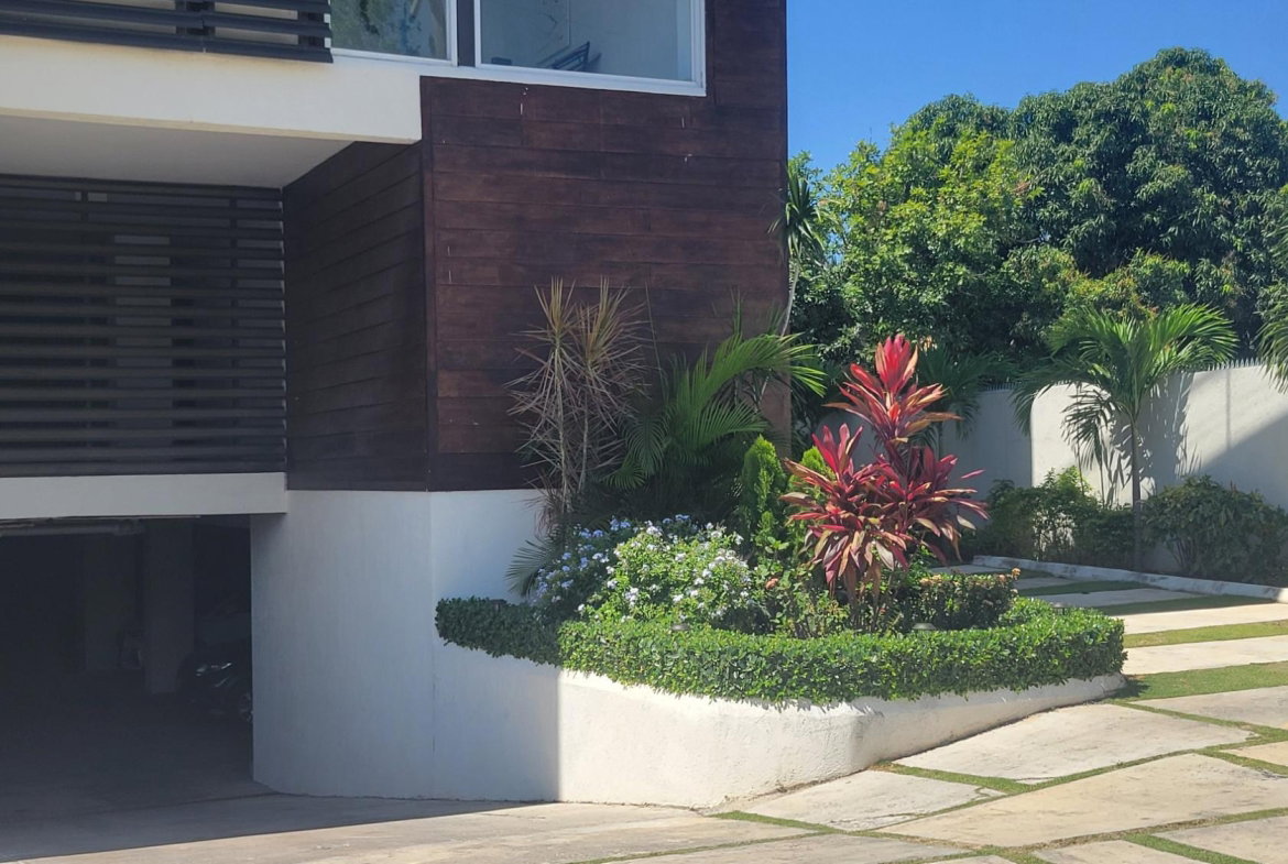 Third image of 6-71 Border Avenue in Kingston 19, St. Andrew, Jamaica - property is For Sale