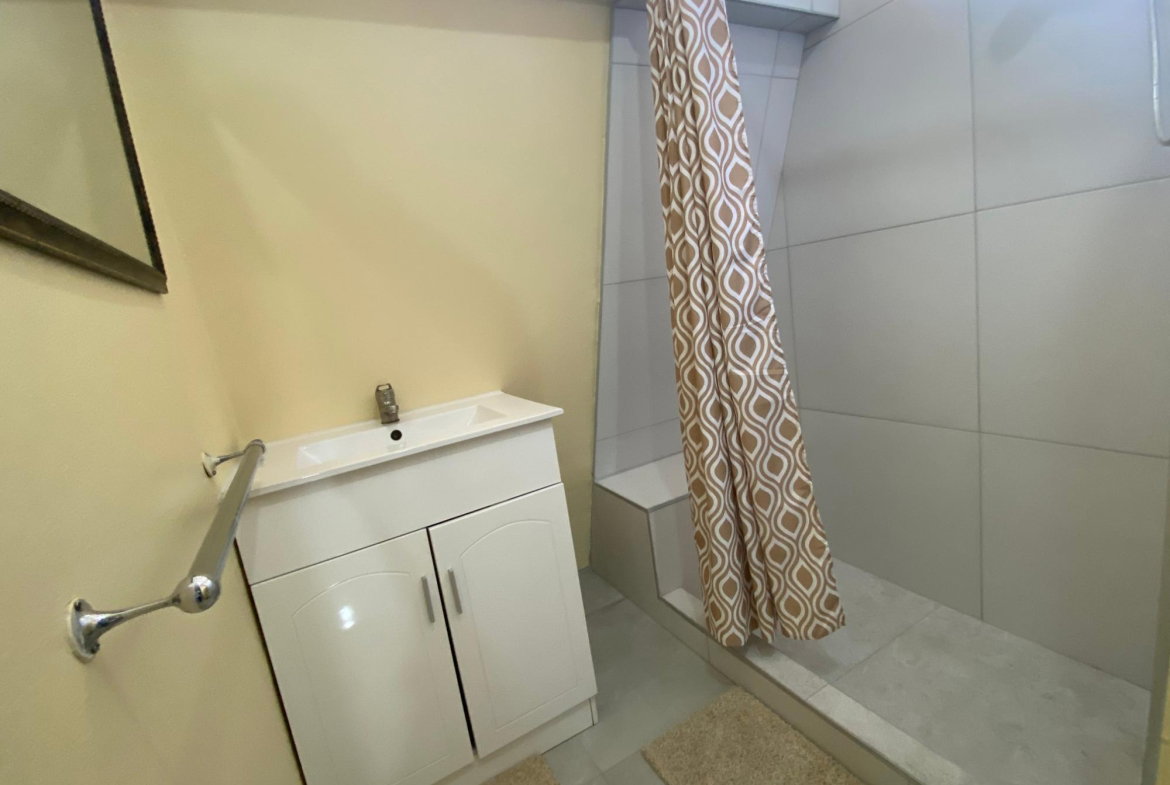 Seventh image of 13-5 West Kings House Road in Kingston 10, St. Andrew, Jamaica - property is For Rent