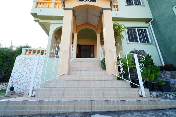 Twelfth image of 1-5 Belgrade Loop in Kingston 19, St. Andrew, Jamaica - property is For Rent