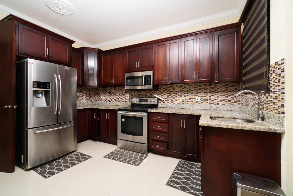 Fourteenth image of 24-9-11 Washington Drive, Condomi in Kingston 10, St. Andrew, Jamaica - property is For Rent