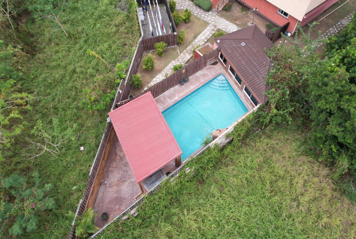 Third image of 24-9-11 Washington Drive, Condomi in Kingston 10, St. Andrew, Jamaica - property is For Rent