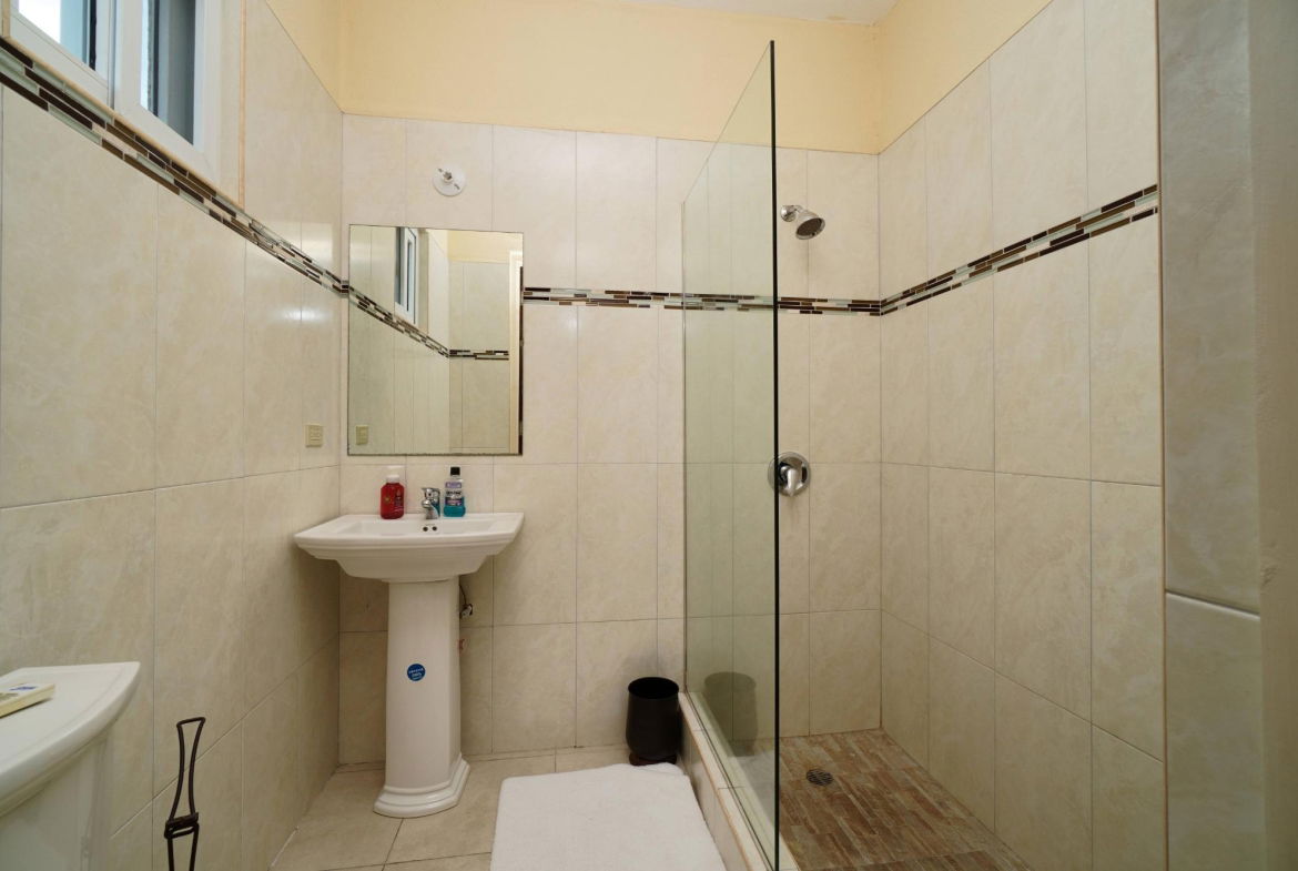 Twenty-First image of 24-9-11 Washington Drive, Condomi in Kingston 10, St. Andrew, Jamaica - property is For Rent