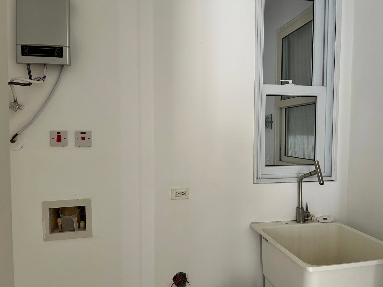 Fourth image of 205-200 Mayfair Avenue in Red Hills, St. Andrew, Jamaica - property is For Rent