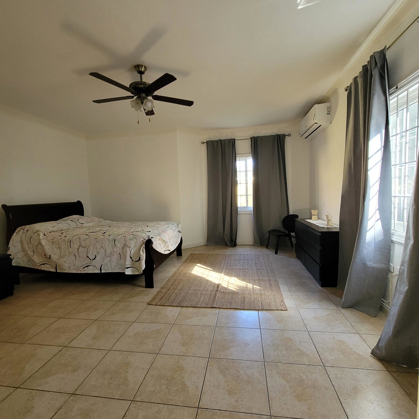 Sixth image of Apt E2-11 Seaview Avenue , Montecar in Kingston 6, St. Andrew, Jamaica - property is For Sale