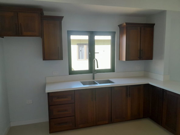 Fifth image of 442 Oak Estate in Bernard Lodge, St. Catherine, Jamaica - property is For Rent