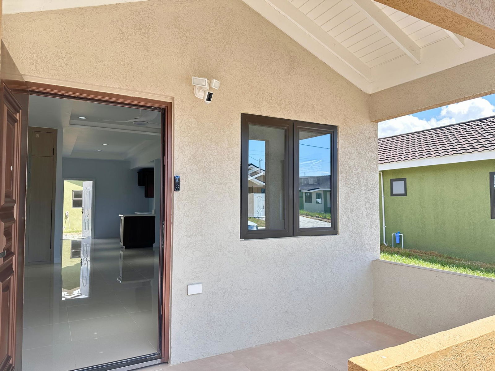 Modern-2-Bed-House-for-Rent-in-Oak-Estate-Phase-1-St.-Catherine-Jamaica Second image of 439 Oak Estate Phase 1 Munici in Spanish Town, St. Catherine, Jamaica - property is For Rent