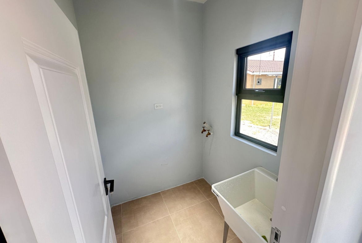 Modern-2-Bed-House-for-Rent-in-Oak-Estate-Phase-1-St.-Catherine-Jamaica Fourteenth image of 439 Oak Estate Phase 1 Munici in Spanish Town, St. Catherine, Jamaica - property is For Rent