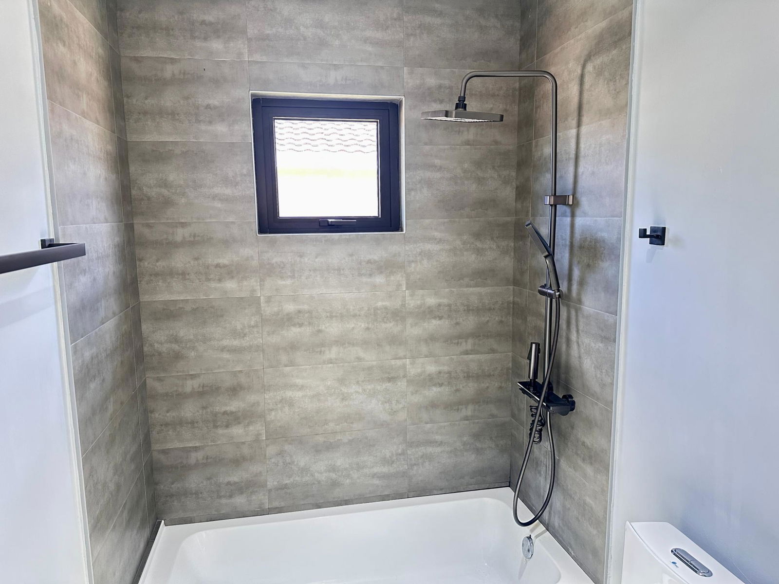 Modern-2-Bed-House-for-Rent-in-Oak-Estate-Phase-1-St.-Catherine-Jamaica Nineteenth image of 439 Oak Estate Phase 1 Munici in Spanish Town, St. Catherine, Jamaica - property is For Rent