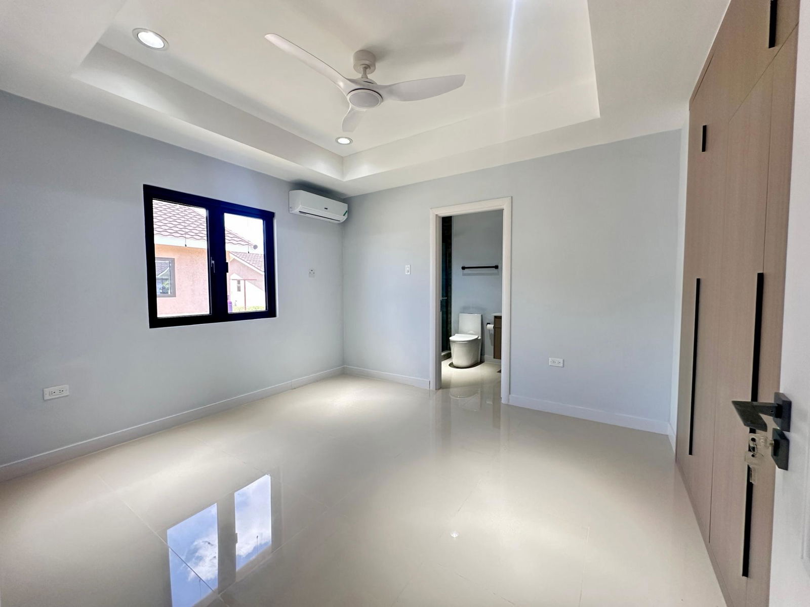 Modern-2-Bed-House-for-Rent-in-Oak-Estate-Phase-1-St.-Catherine-Jamaica Twenty-First image of 439 Oak Estate Phase 1 Munici in Spanish Town, St. Catherine, Jamaica - property is For Rent