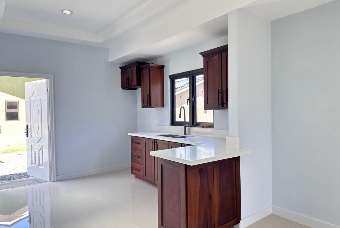 Modern-2-Bed-House-for-Rent-in-Oak-Estate-Phase-1-St.-Catherine-Jamaica Eighth image of 439 Oak Estate Phase 1 Munici in Spanish Town, St. Catherine, Jamaica - property is For Rent