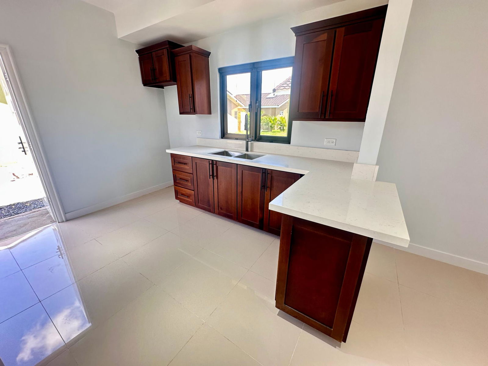 Modern-2-Bed-House-for-Rent-in-Oak-Estate-Phase-1-St.-Catherine-Jamaica Tenth image of 439 Oak Estate Phase 1 Munici in Spanish Town, St. Catherine, Jamaica - property is For Rent