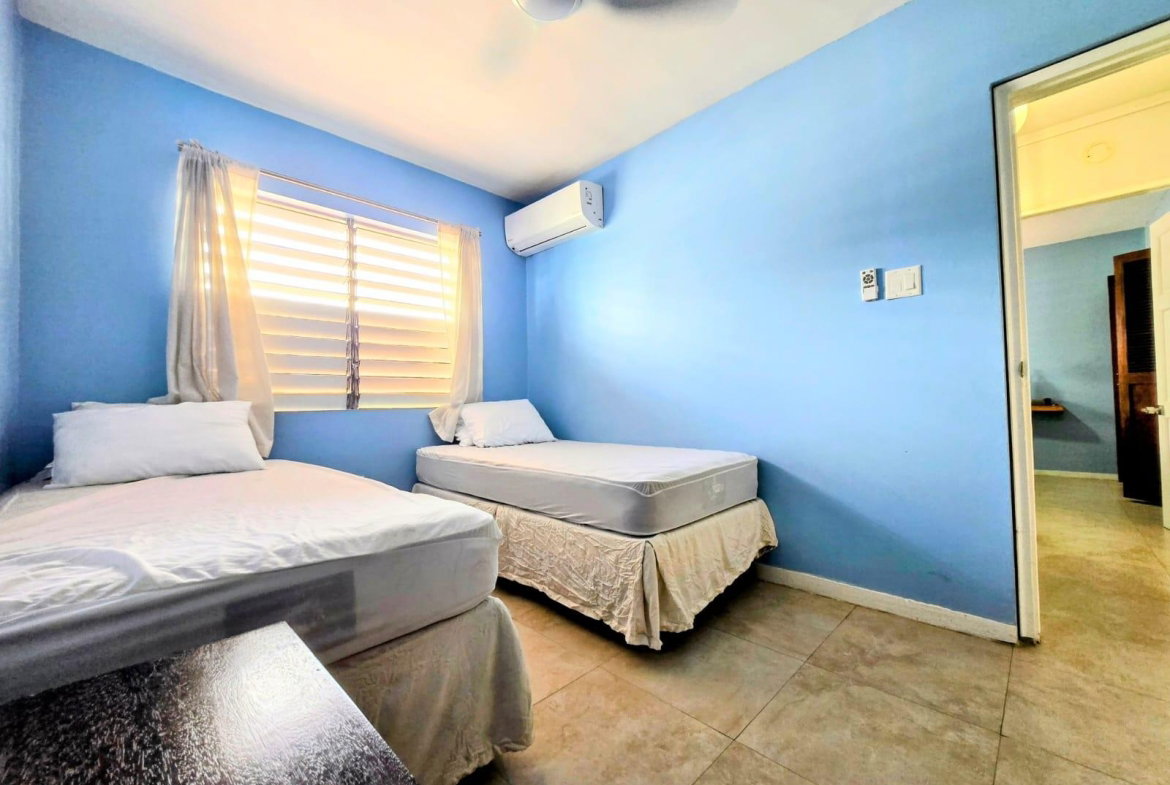 Fourth image of 5n-12-16 Oxford Road in Kingston 10, St. Andrew, Jamaica - property is For Rent