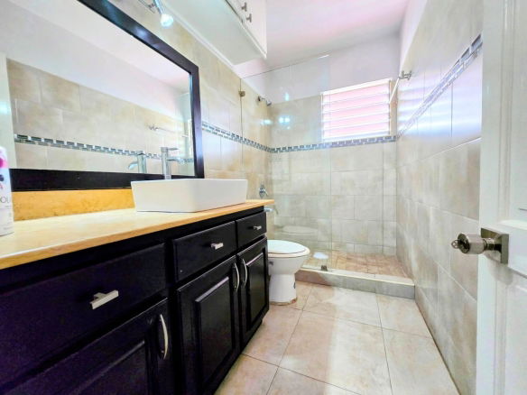 First image of 5n-12-16 Oxford Road in Kingston 10, St. Andrew, Jamaica - property is For Rent