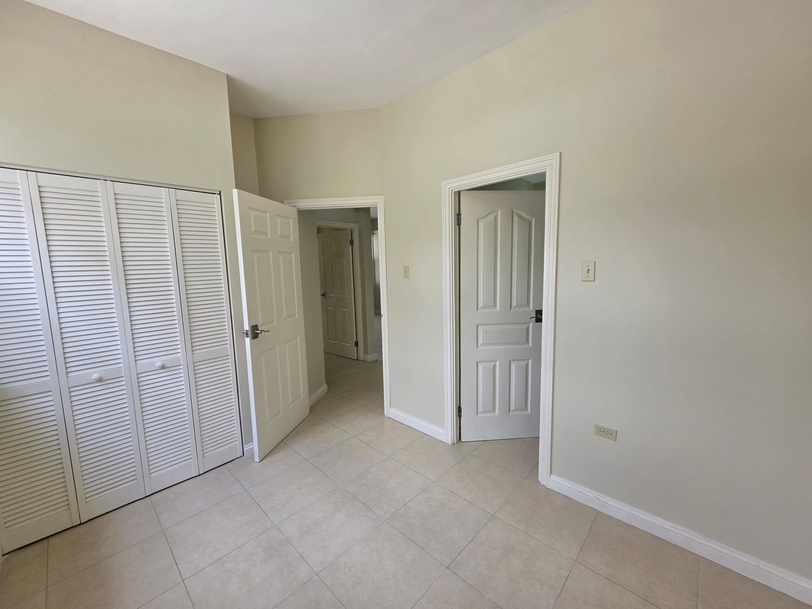 Nineteenth image of 41-5 Graham Heights in Kingston 8, St. Andrew, Jamaica - property is For Rent