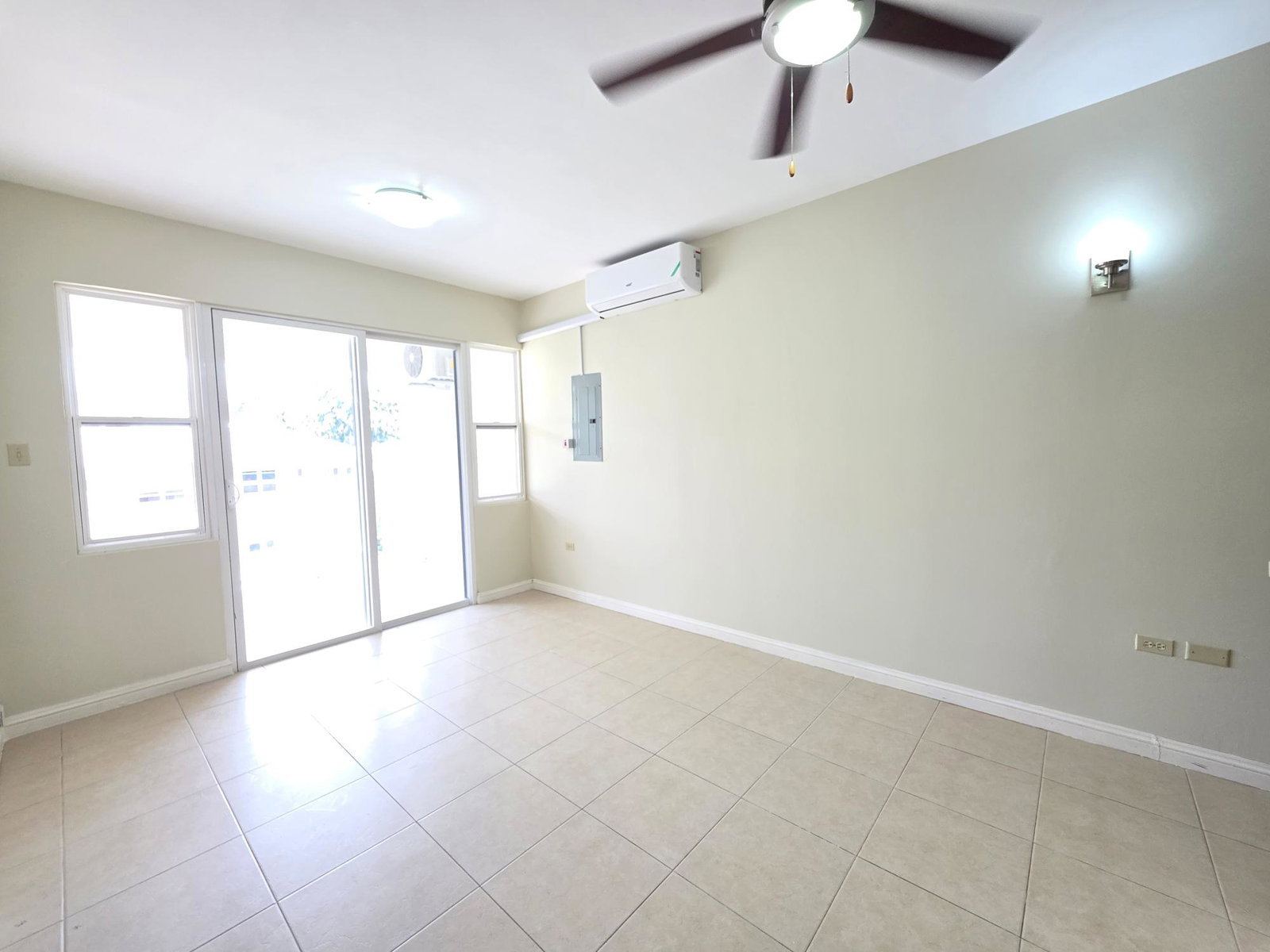Third image of 41-5 Graham Heights in Kingston 8, St. Andrew, Jamaica - property is For Rent