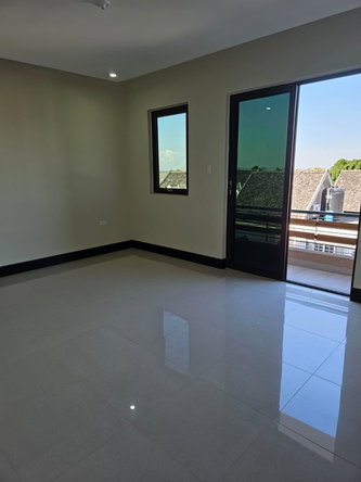 Sixth image of 12-41 Paddington Terrace in Kingston 6, St. Andrew, Jamaica - property is For Rent
