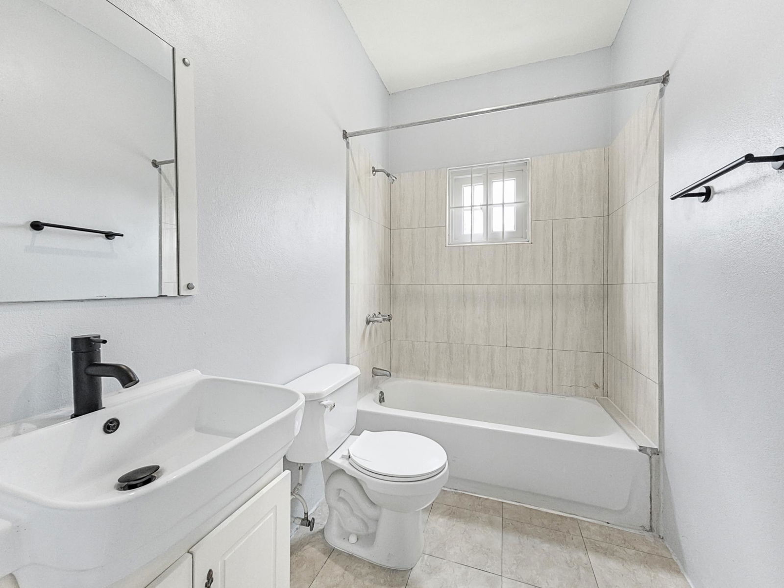 Tenth image of 2-15 Charlton Avenue in Kingston 8, St. Andrew, Jamaica - property is For Rent