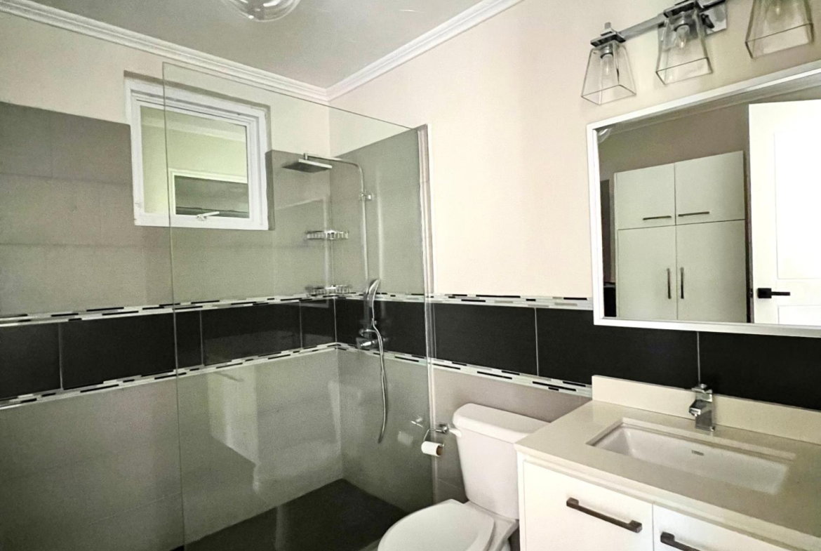 Seventh image of 11-238 Mannings Hill Road in Stony Hill P.O., St. Andrew, Jamaica - property is For Rent