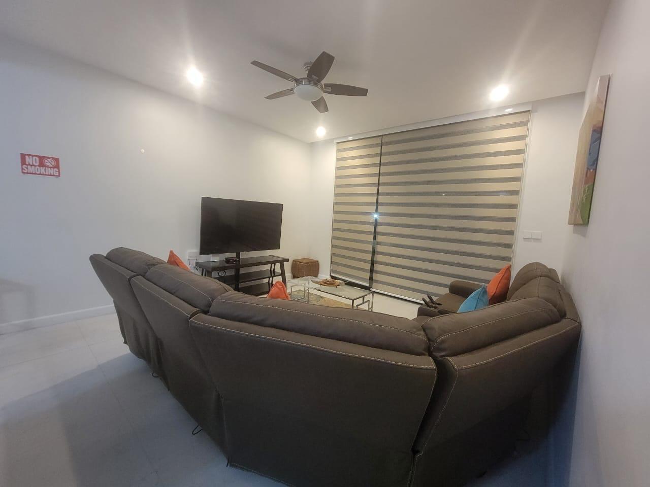 Second image of 5- Paradise Bay, St. James in Montego Bay, St. James, Jamaica - property is For Rent