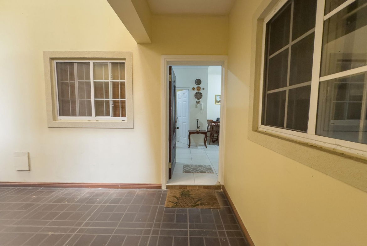 Thirteenth image of 11a East Ave in Kingston 8, St. Andrew, Jamaica - property is For Rent