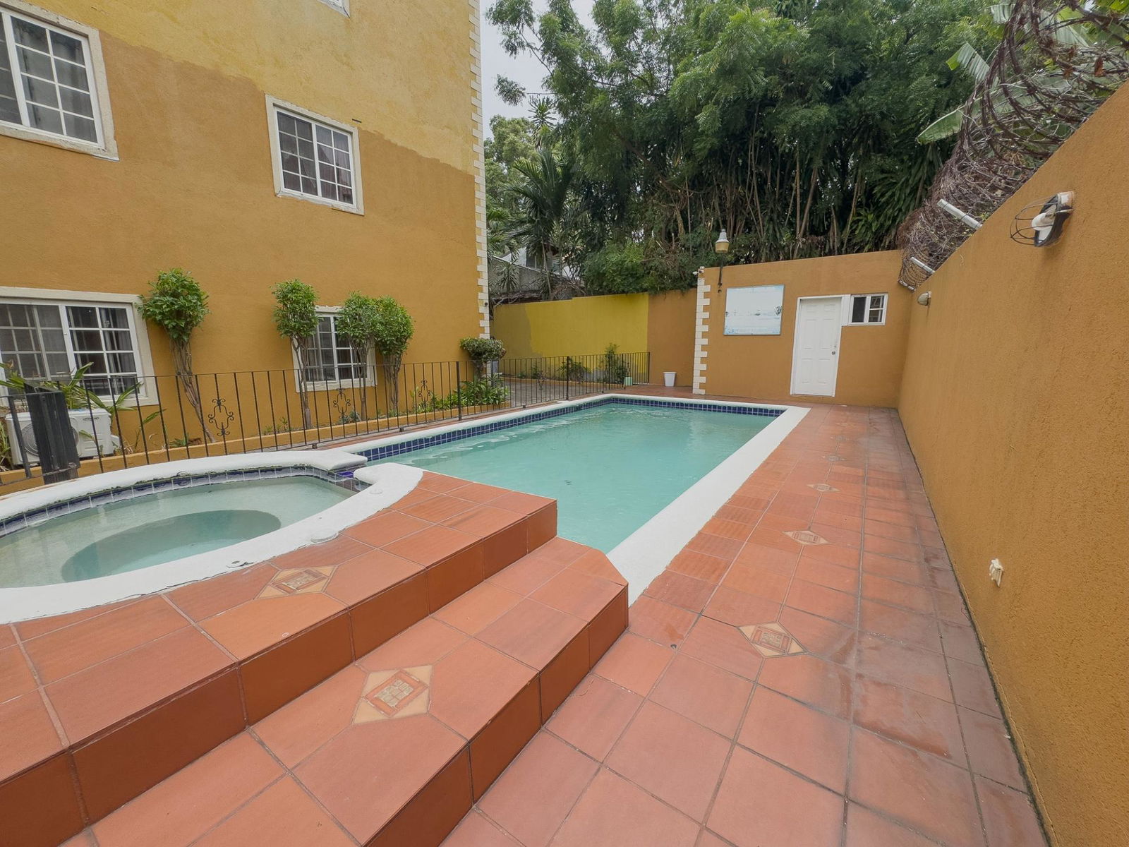 Sixteenth image of 11a East Ave in Kingston 8, St. Andrew, Jamaica - property is For Rent