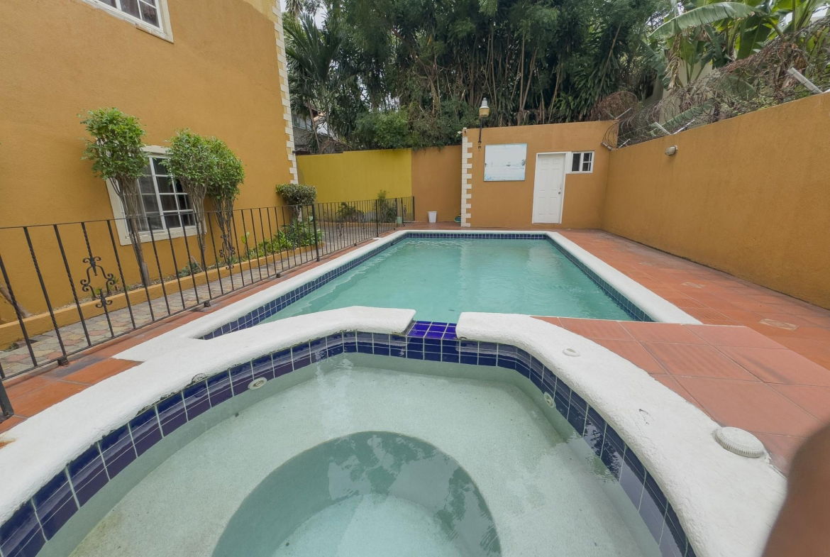 Seventeenth image of 11a East Ave in Kingston 8, St. Andrew, Jamaica - property is For Rent