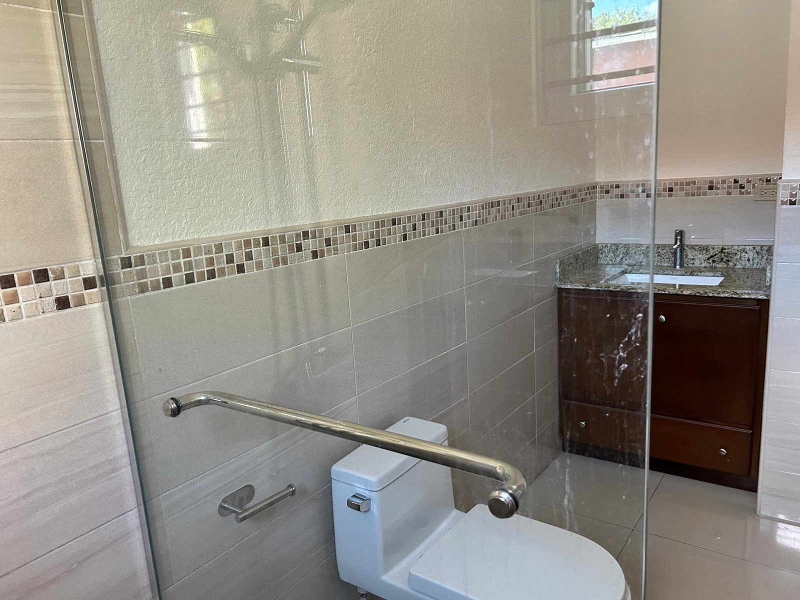 Nineteenth image of 8-2 Sullivan Avenue in Kingston 8, St. Andrew, Jamaica - property is For Rent