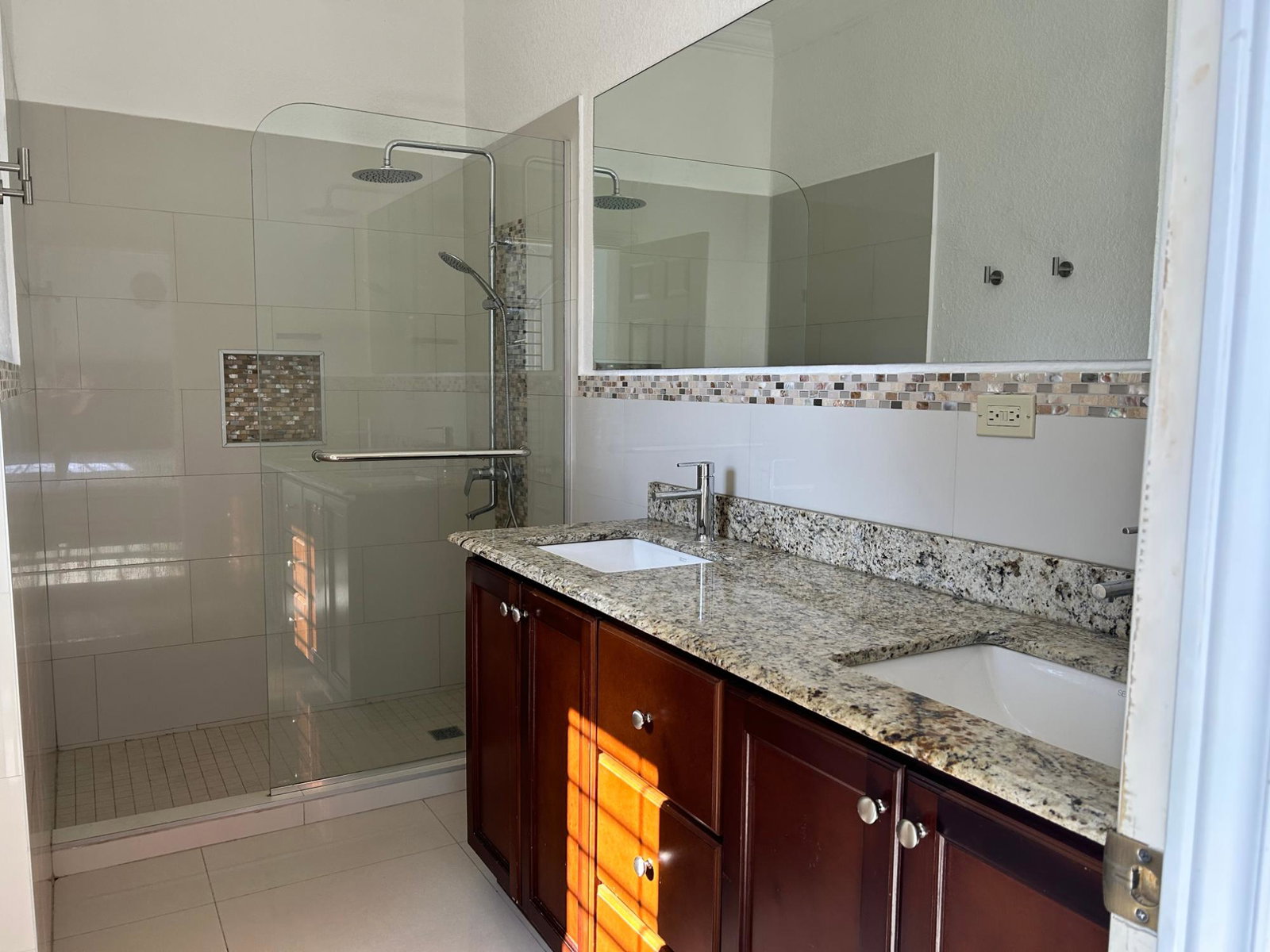 Twenty-Sixth image of 8-2 Sullivan Avenue in Kingston 8, St. Andrew, Jamaica - property is For Rent
