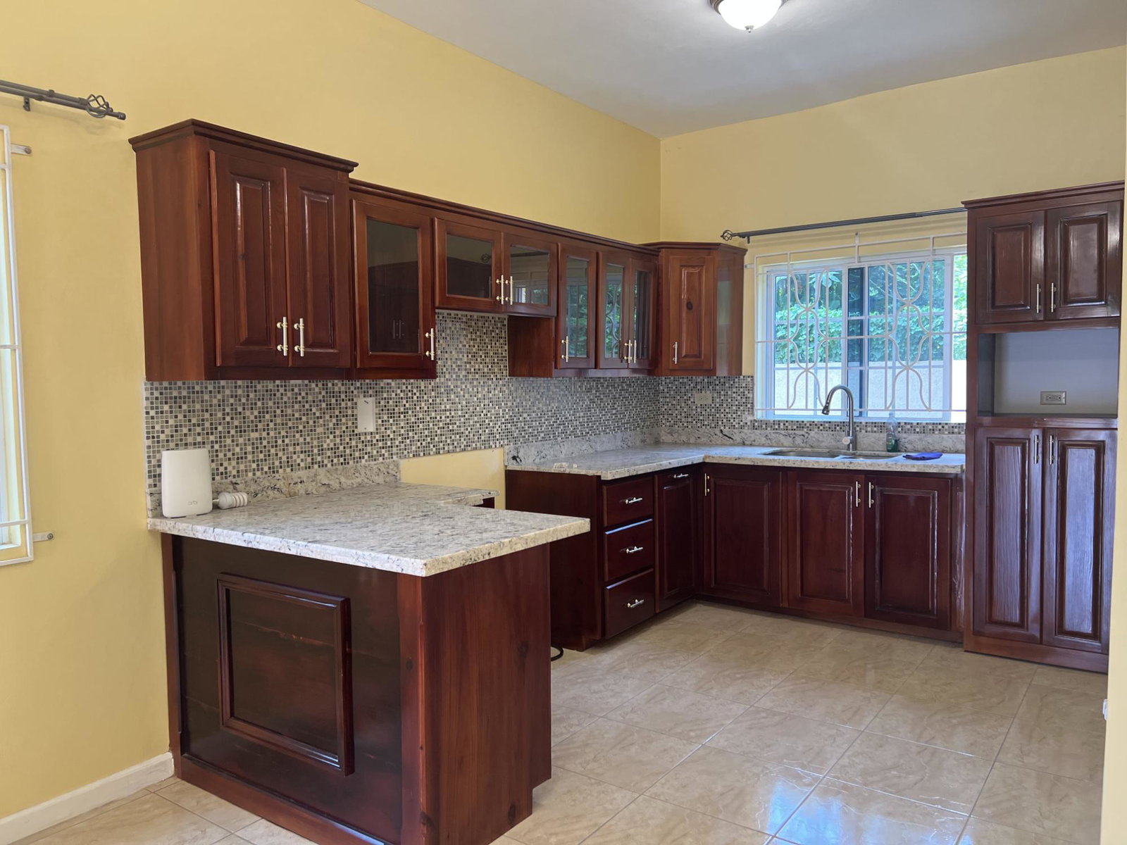 Modern-2-Bedroom-Apartment-for-Rent-in-Tower-Isles-St.-Mary-Jamaica Sixth image of 2-117 Reids Blvd, Tower Isles in Tower Isle, St. Mary, Jamaica - property is For Rent