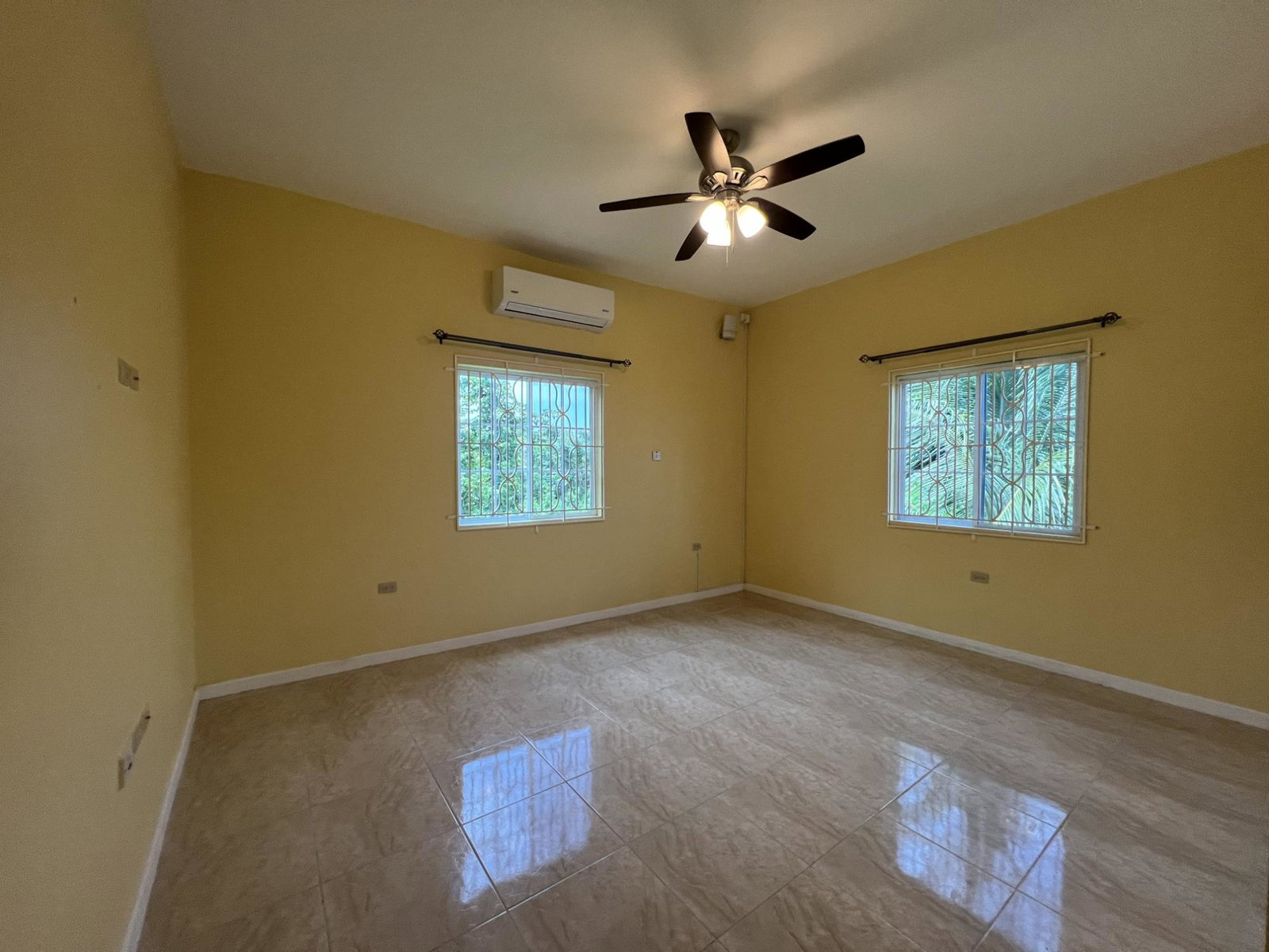 Modern-2-Bedroom-Apartment-for-Rent-in-Tower-Isles-St.-Mary-Jamaica Eighth image of 2-117 Reids Blvd, Tower Isles in Tower Isle, St. Mary, Jamaica - property is For Rent